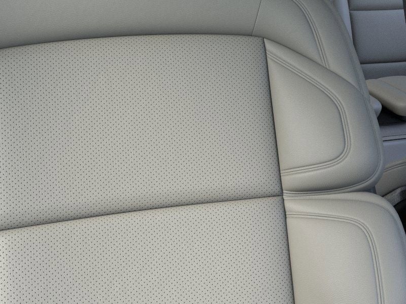 2026 Lincoln Navigator - Image 16