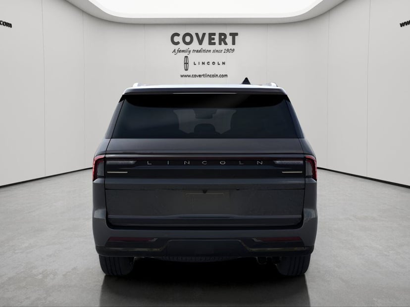 2026 Lincoln Navigator - Image 3