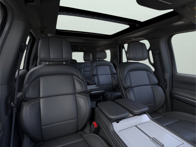 2026 Lincoln Navigator - Image 10