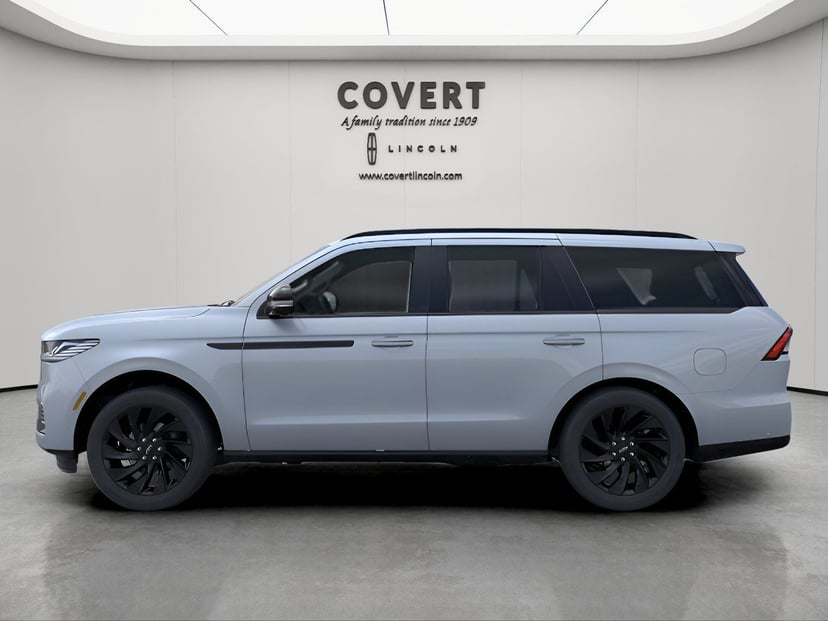 2026 Lincoln Navigator - Image 3