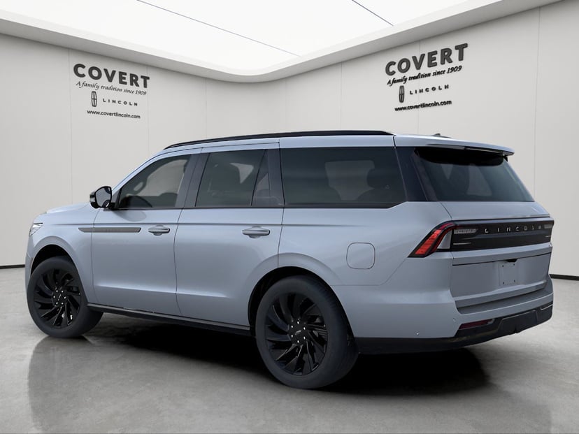 2026 Lincoln Navigator - Image 4