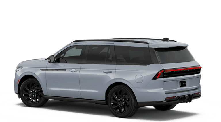 2026 Lincoln Navigator - Image 25