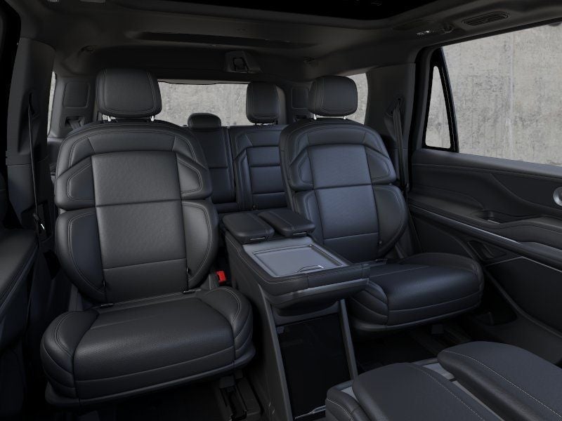 2026 Lincoln Navigator - Image 11