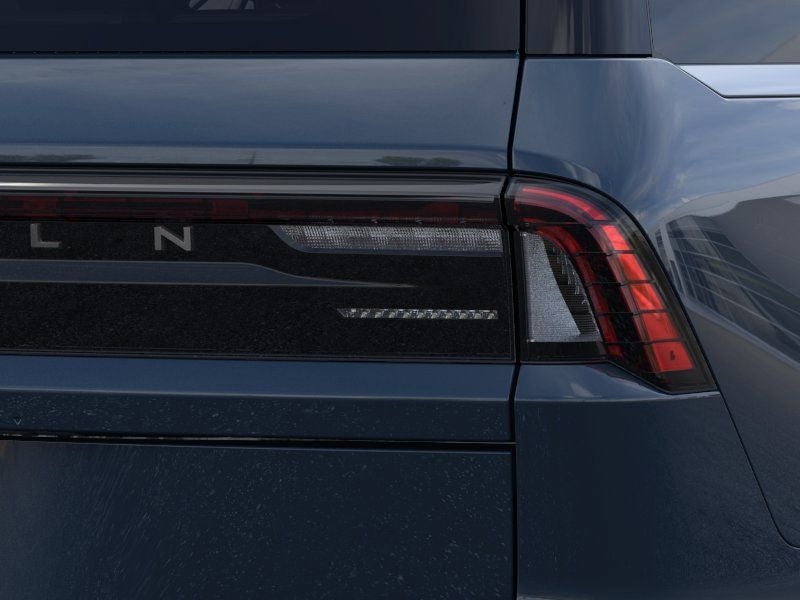 2026 Lincoln Navigator - Image 21