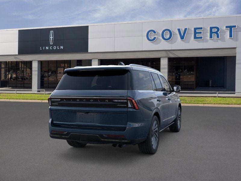2026 Lincoln Navigator - Image 8