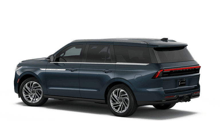 2026 Lincoln Navigator - Image 25
