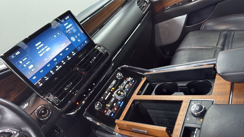2022 Lincoln Navigator - Image 20