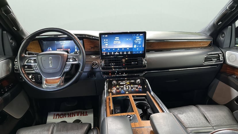 2022 Lincoln Navigator - Image 21