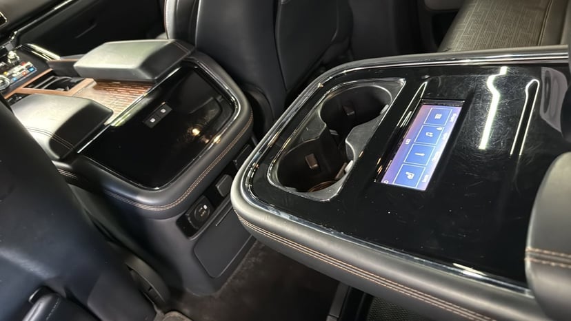 2022 Lincoln Navigator - Image 27