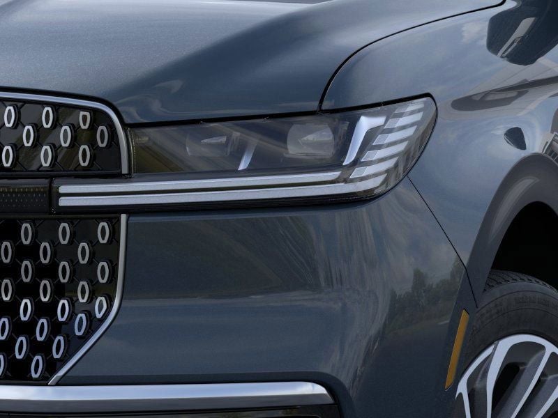 2026 Lincoln Navigator L - Image 15