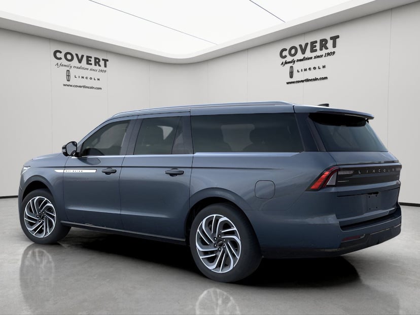 2026 Lincoln Navigator L - Image 4