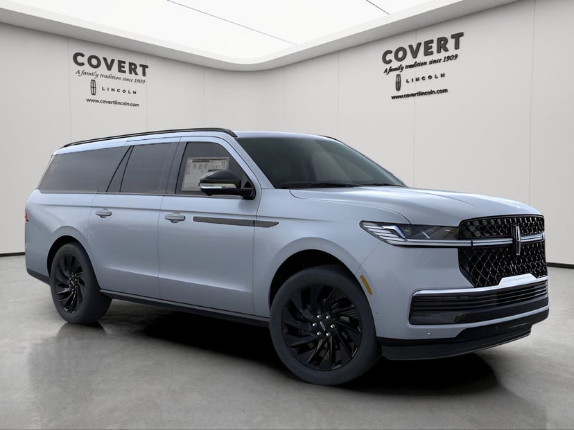 2025 Lincoln Navigator L - Image 7