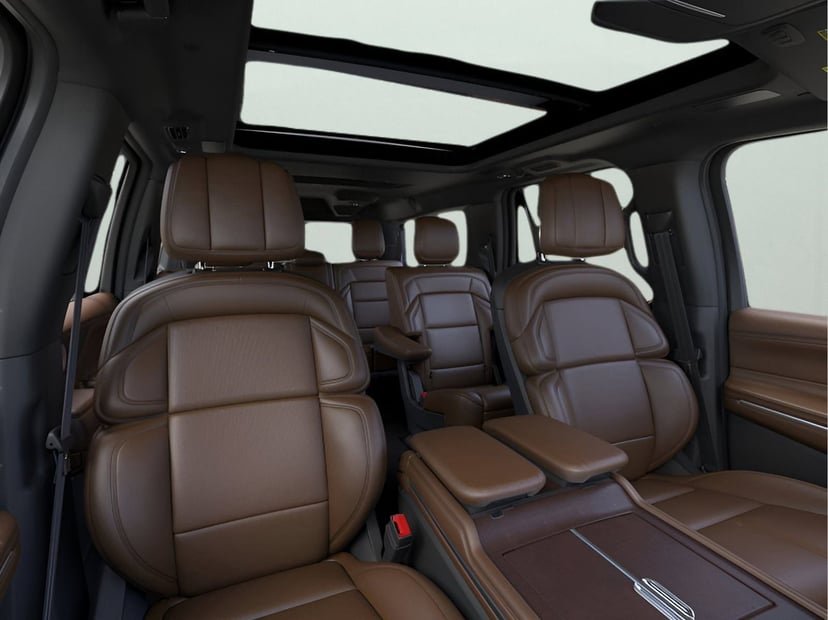 2026 Lincoln Navigator L - Image 10