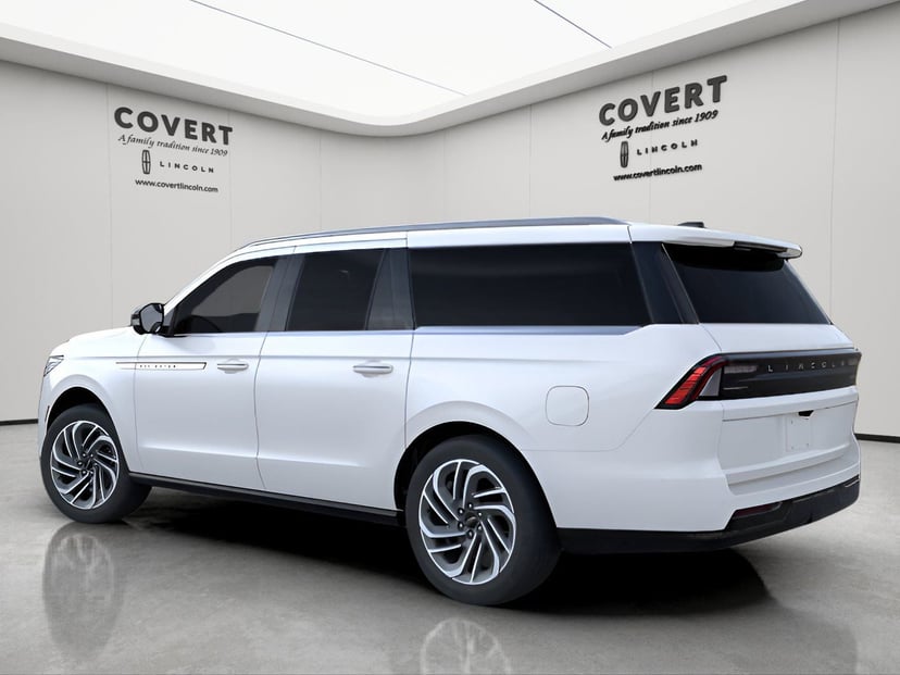 2026 Lincoln Navigator L - Image 4