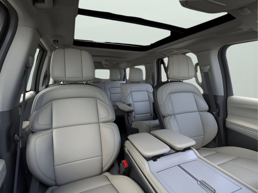 2026 Lincoln Navigator L - Image 10