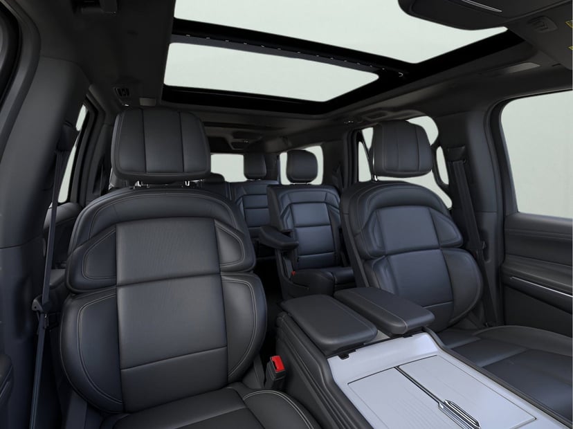 2026 Lincoln Navigator L - Image 9