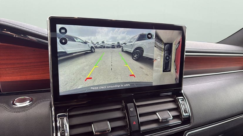 2022 Lincoln Navigator L - Image 18