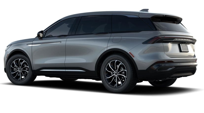 2026 Lincoln Nautilus - Image 2