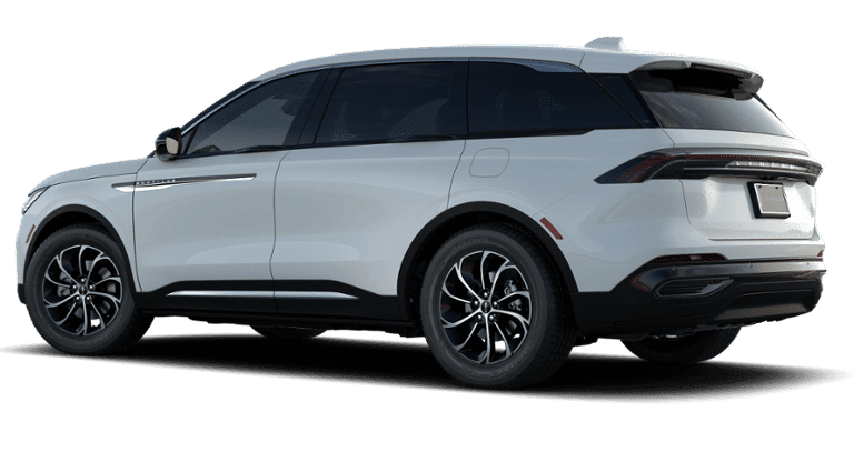 2026 Lincoln Nautilus - Image 16