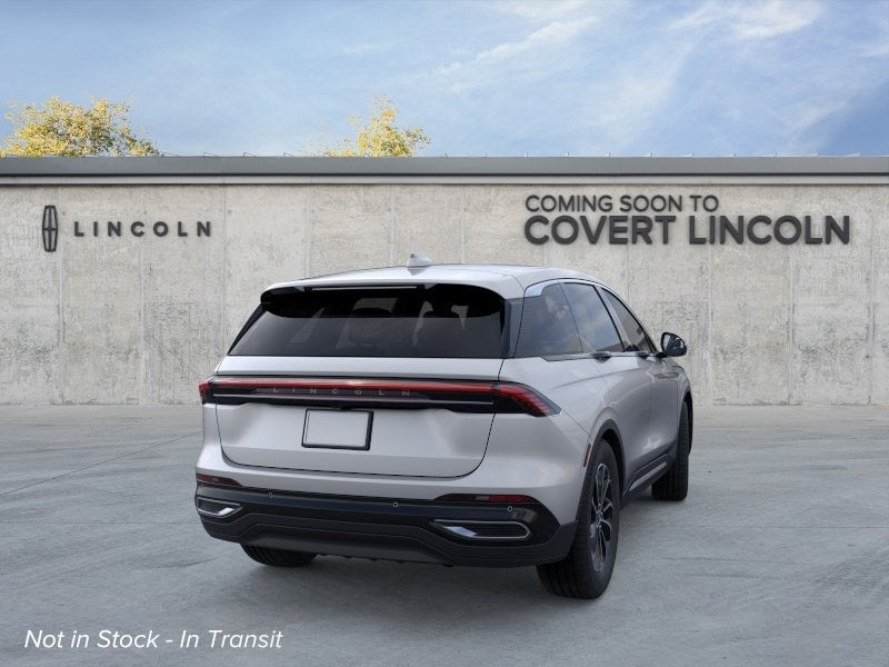 2026 Lincoln Nautilus - Image 8