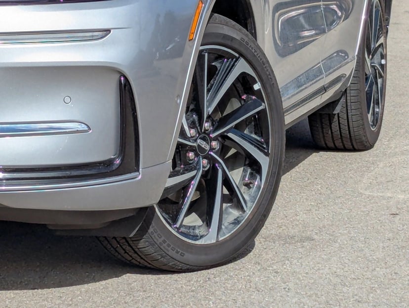 2024 Lincoln Corsair Plug-In Hybrid - Image 6