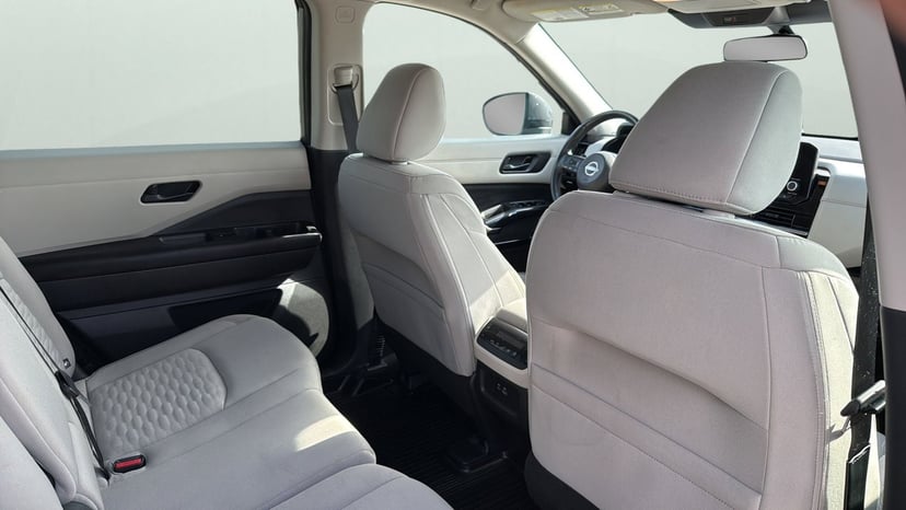 2024 Nissan Pathfinder - Image 28