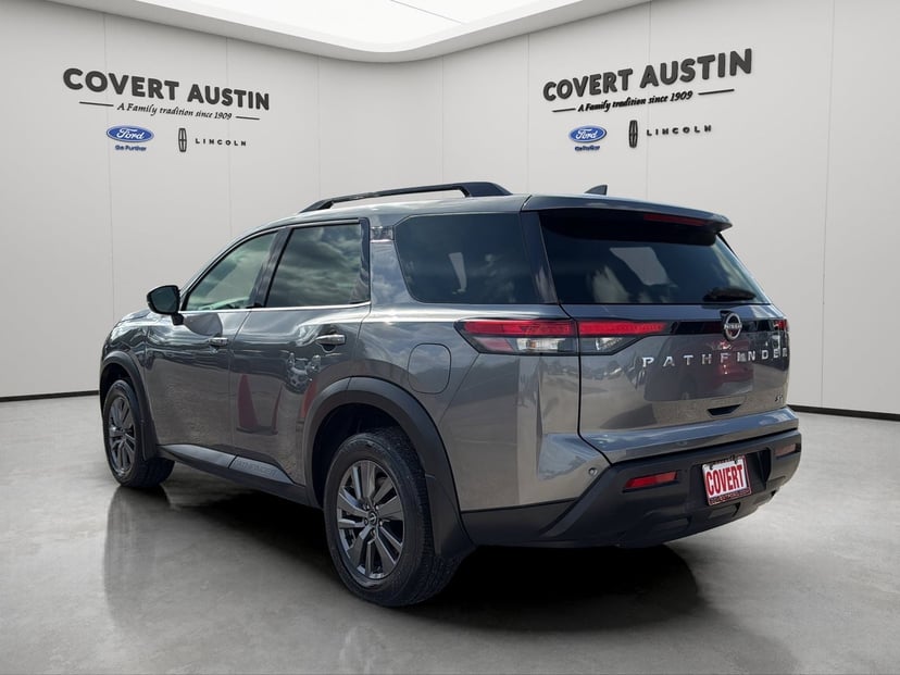 2024 Nissan Pathfinder - Image 3