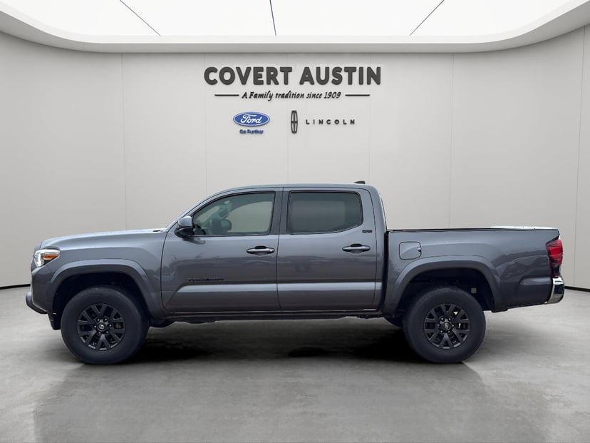 2020 Toyota Tacoma - Image 2