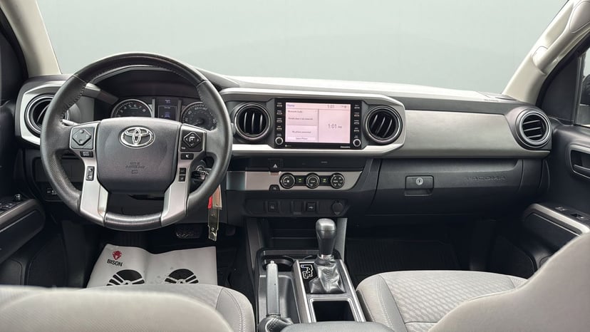 2020 Toyota Tacoma - Image 21
