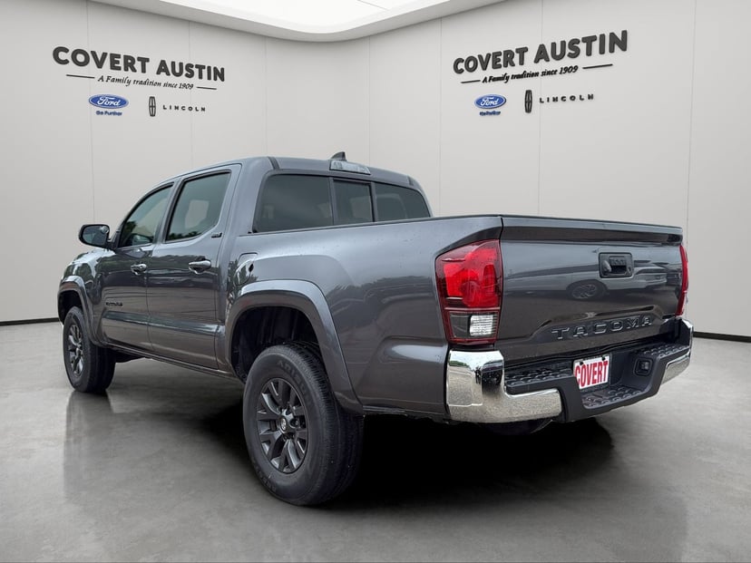 2020 Toyota Tacoma - Image 3