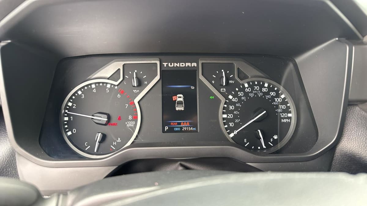 2023 Toyota Tundra - Image 13