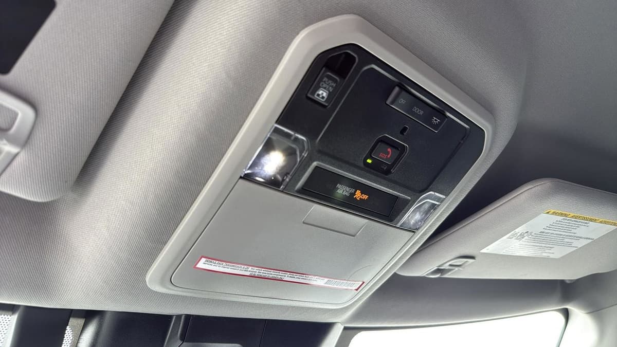 2023 Toyota Tundra - Image 22