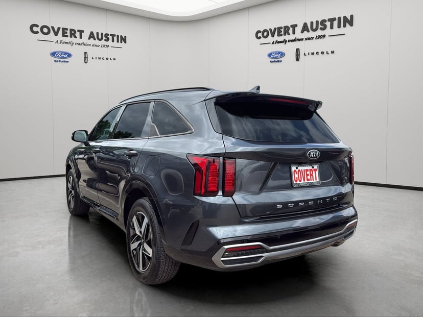 2021 Kia Sorento - Image 2