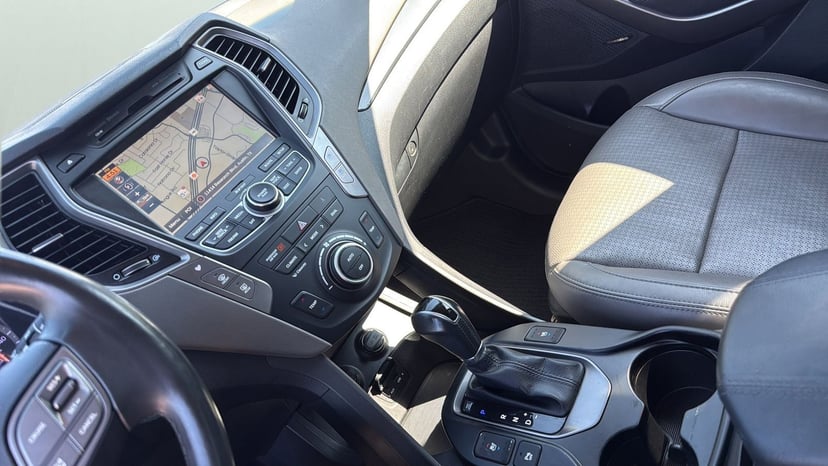 2014 Hyundai Santa Fe Sport - Image 17