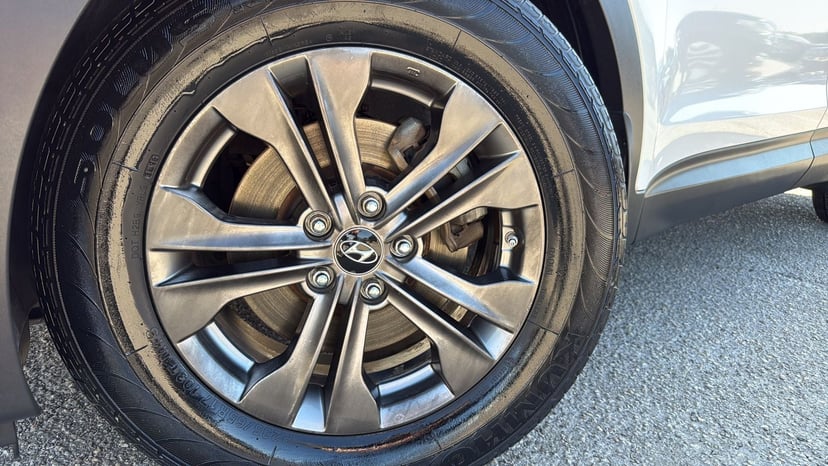 2014 Hyundai Santa Fe Sport - Image 24