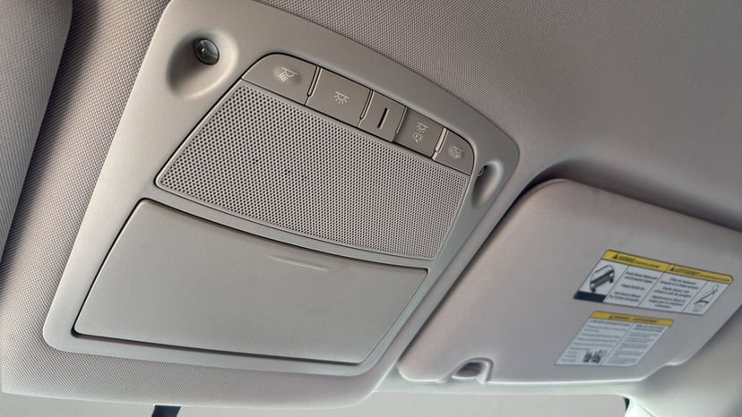 2015 Nissan Rogue - Image 16