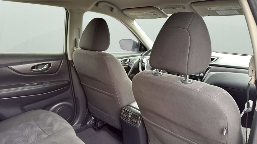 2015 Nissan Rogue - Image 22