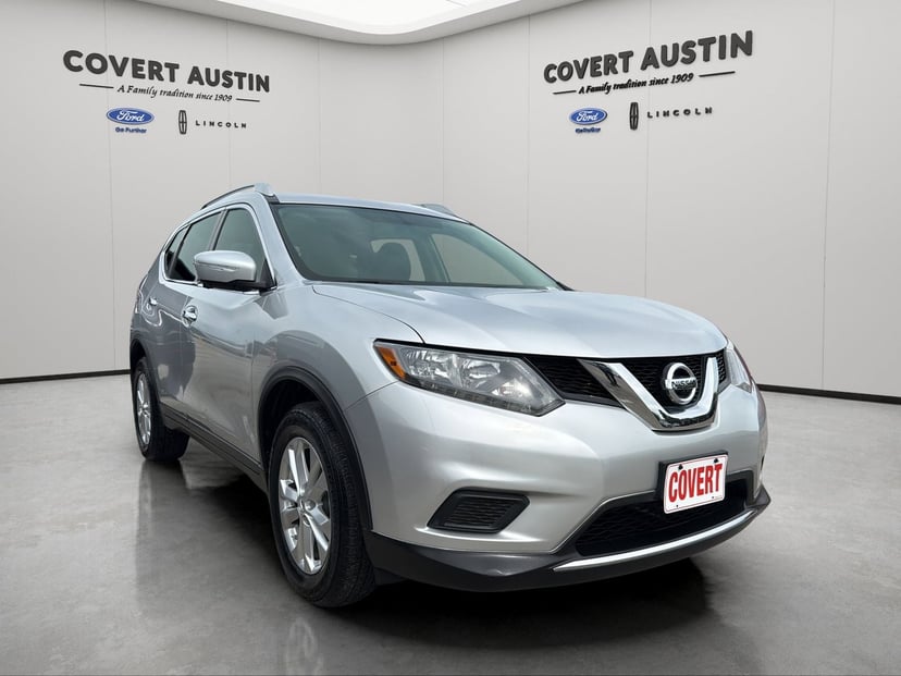 2015 Nissan Rogue - Image 2