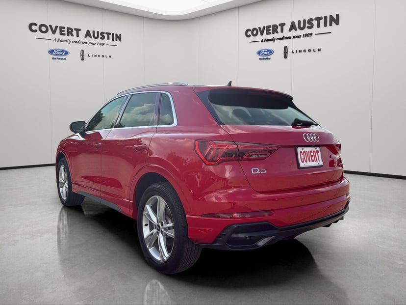 2022 Audi Q3 - Image 3