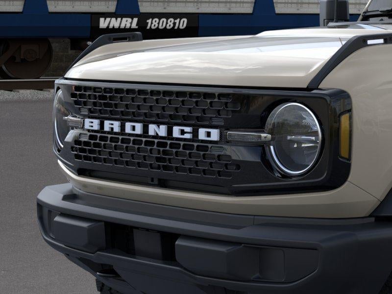 2026 Ford Bronco - Image 19