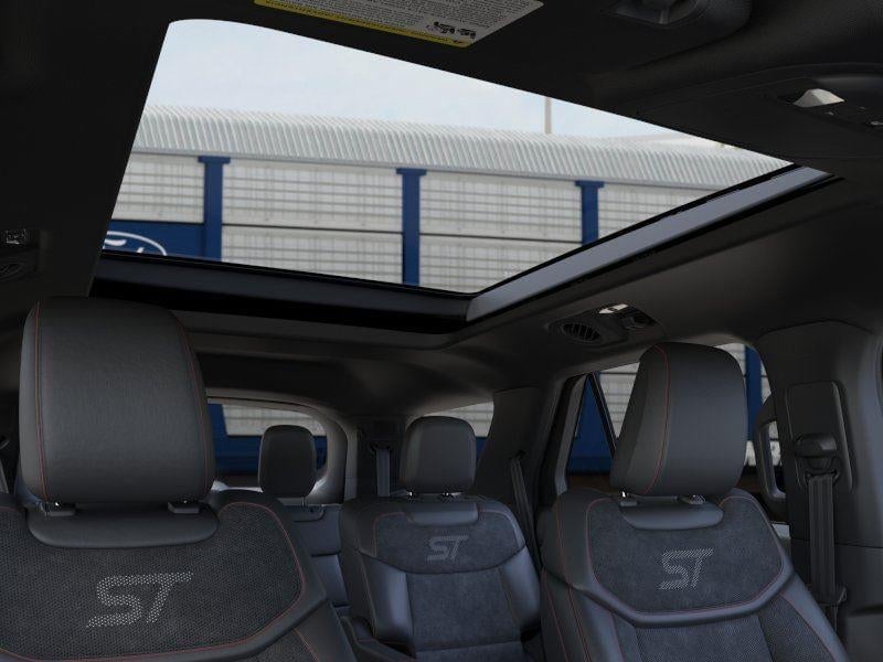 2026 Ford Explorer - Image 22