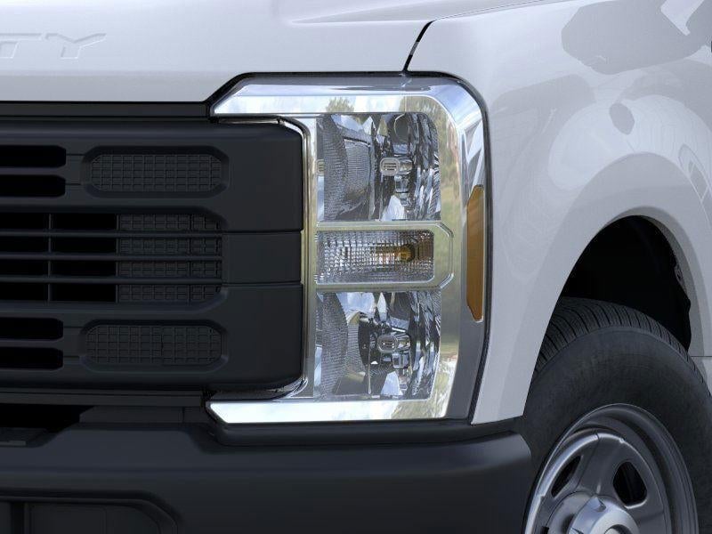 2026 Ford Super Duty F-350 SRW - Image 18