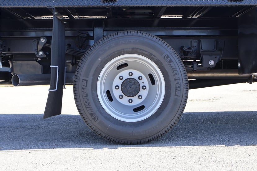 2026 Ford Super Duty F-350 - Image 11