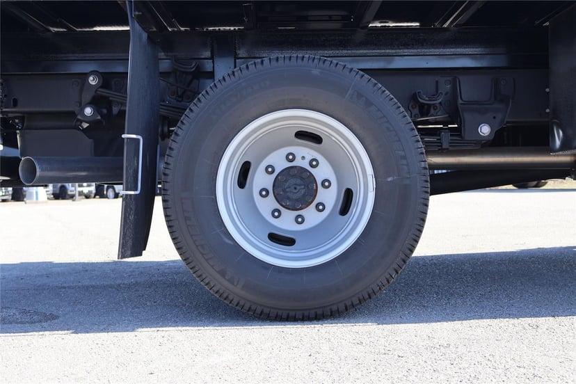2026 Ford Super Duty F-350 - Image 11