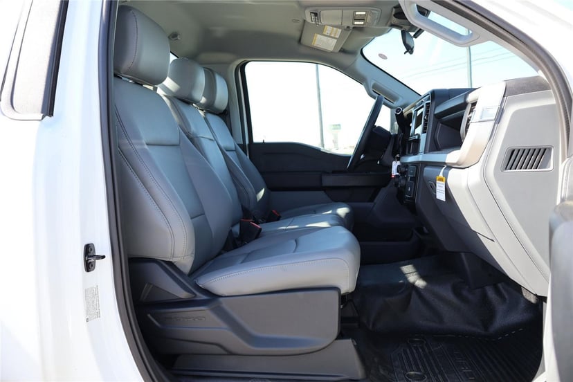 2026 Ford Super Duty F-350 - Image 34