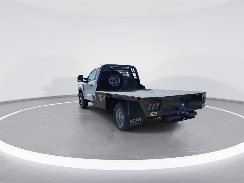 2026 Ford Super Duty F-350 - Image 8