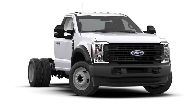 2026 Ford Super Duty F-450 - Image 4
