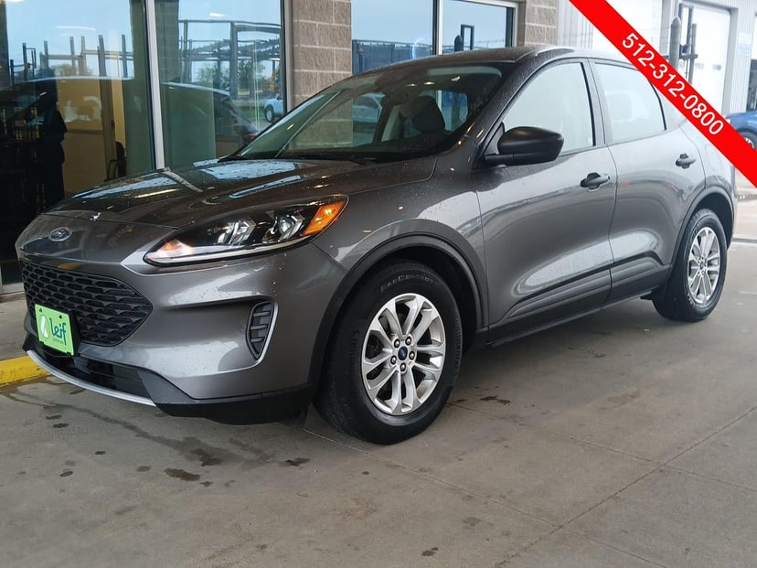 2022 Ford Escape - Image 3