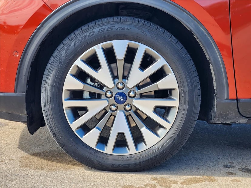 2020 Ford Escape - Image 16