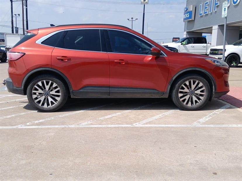 2020 Ford Escape - Image 6